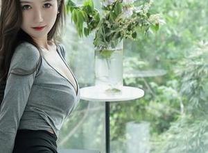 秀人网 – 这就是李可儿的礼服最新美图，有什么是她穿不上去的呢？
