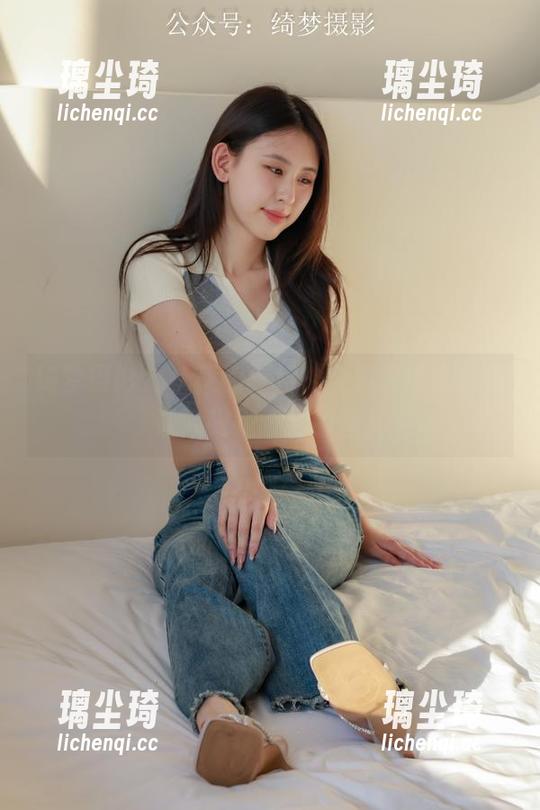 绮梦摄影-小玉 绮梦摄影 - 小玉的红裙,合集里满满都是让人眼花缭乱的图片