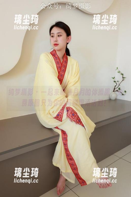 绮梦摄影-月月 绮梦摄影 - 一起来瞧瞧月月的体操服,免费原图只为你的闲聊增添话题!
