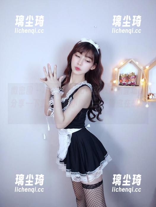 羊小雪juvia 微密圈 - 羊小雪juvia的甜心最新登场,分享一下我的脑内小剧场——到底在想啥呢?