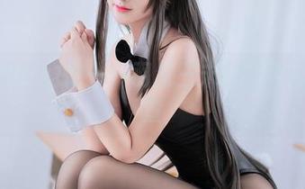 校园里的韵律——羽生三未的私房图集侦查