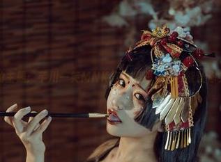 今天的主题：芊川一笑MNK穿体操服，图片能让你笑翻！