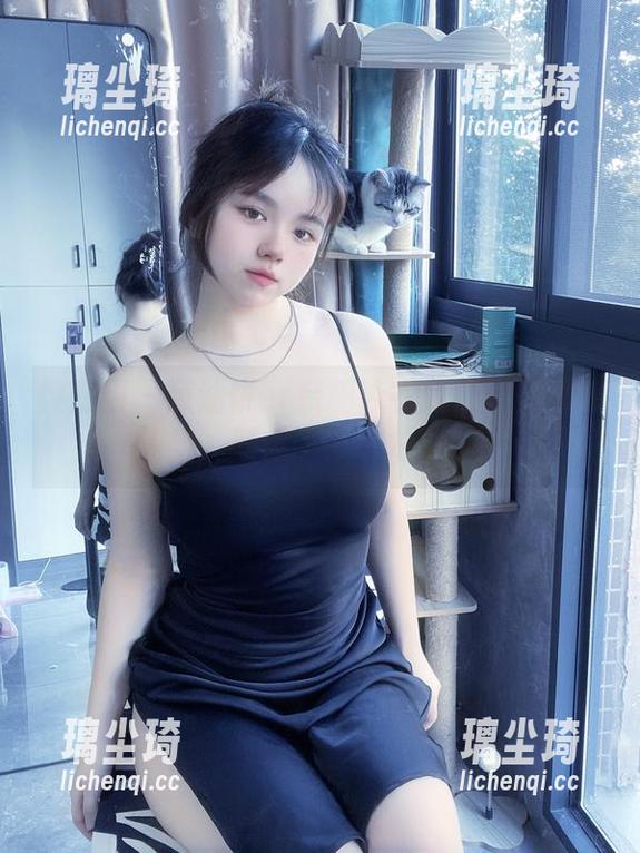 葱油饼er 微密圈 - 葱油饼er亲测泳衣效果:美图合集,颜值不输小龙虾!