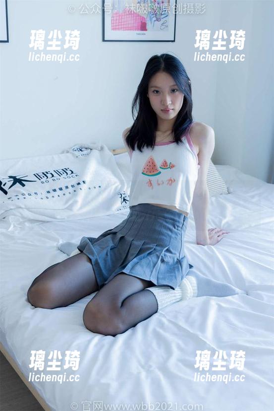袜啵啵 - 听说小甜豆的油亮厚黑丝产生了壁纸效应