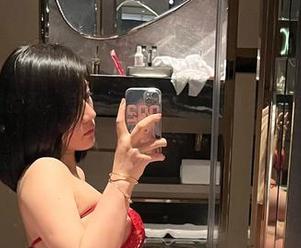 微密圈 – 我的天，詹詹的女仆全集，既可爱又让人困惑的选择