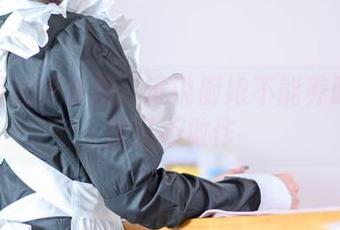 青水百合子合集：谁说厨娘不能养眼？真实又不做作