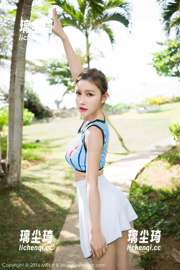 魅妍社-兜豆靓Youlina 魅妍社 - 无法忽视的豹纹:兜豆靓Youlina的定制写真旅程